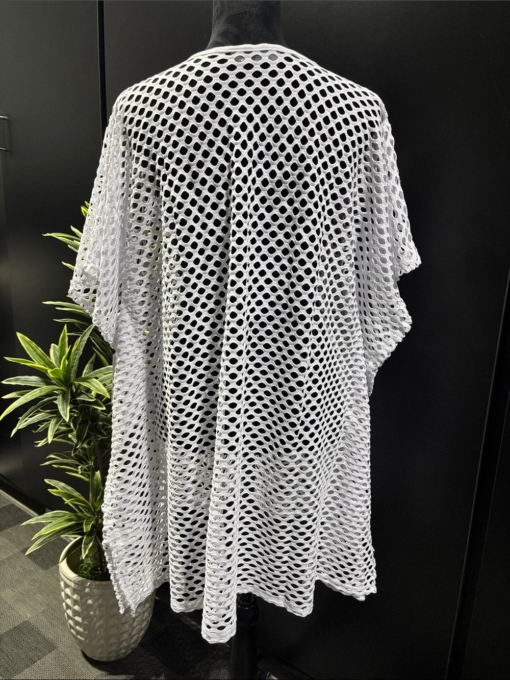 Kiwi & Punch Crocheted v-neck,butterfly short sleeve,side slit hem,oversized